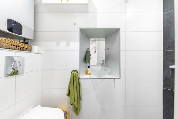 Scandinavian Bathroom by HomebOxcreation