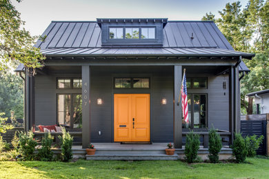Inspiration for a country home design remodel in Austin