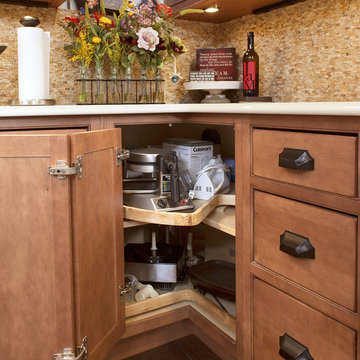 Door style: Chesapeake Inset | Species: Maple | Finish: Vintage Nutmeg