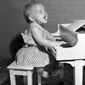 Olga Menard's photo