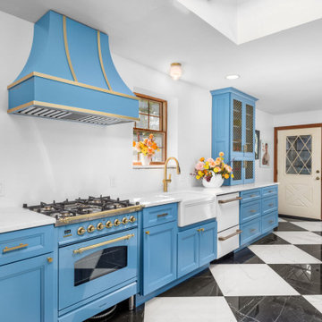 Eye-catching Bright Blue Kitchen
