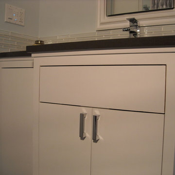 Portland, Raleigh Park - small bathroom remodel