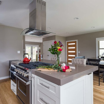 Contemporary Master Suite Addition in El Segundo, CA.