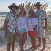 Carolyn Bain's photo
