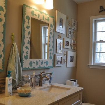 Beach Themed Glen Gardner Children's Bathroom