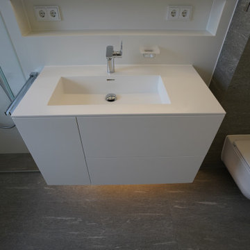 Aus einem Badezimmer wird ein Duschbad der extra Klasse
