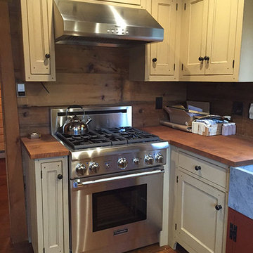 Colorado Log House Kitchen