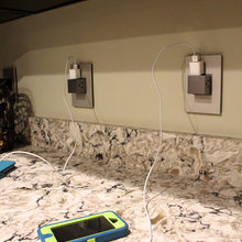 mail/charging station