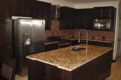 Example of a trendy kitchen design in Dallas