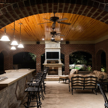 Warming Outdoor Fireplace & Fire Pit Retreats
