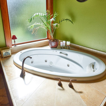 Podium Bathtub