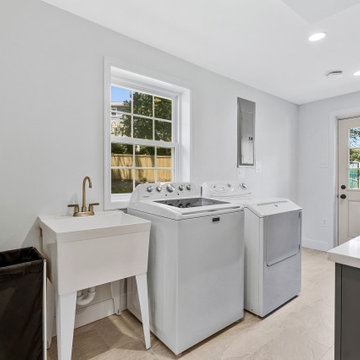 Laundry Room - Counsellor Dr - Vienna, VA