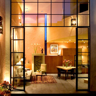 Idéer för funkis vardagsrum, med orange väggar