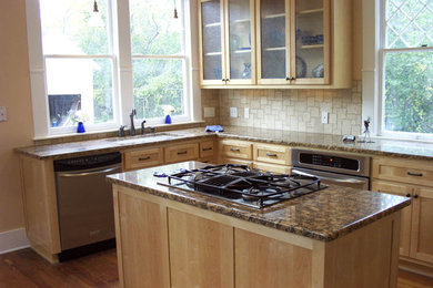 Photo of a traditional kitchen in Austin.