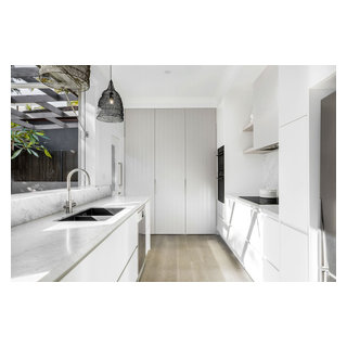Kitchen with Hidden Laundry - Beach Style - Kitchen - Sydney - by ...