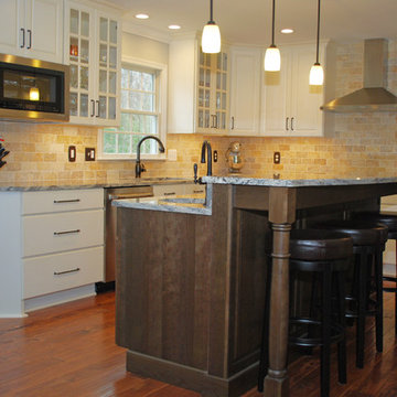 Colonial Feeling Kitchen in La Plata
