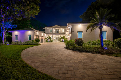 Exterior home photo in Miami