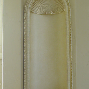 Elaborate niche