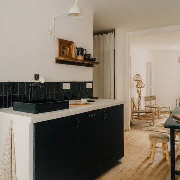 Invitation au voyage : la métamorphose d’un appartement de 50 m²