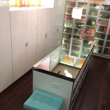 High Gloss White Acrylic Dream Closet