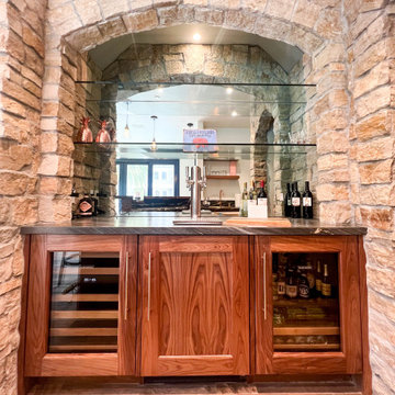 Elegant Guest House with Golf Simulator and Pub in San Juan Capistrano