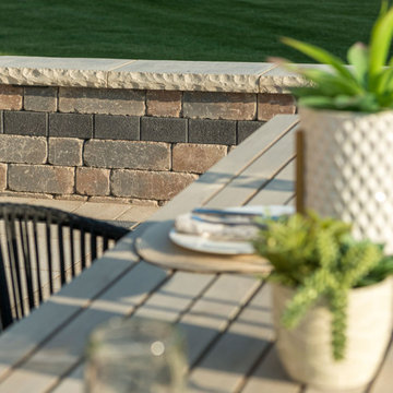 An Outdoor Living Canvas - Seat Wall