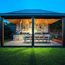 outdoor kitchen