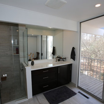 Master Bathroom Suite with beautiful view