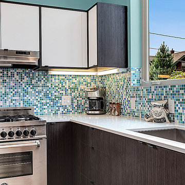 Brio Glass Mosaic Tile by Modwalls