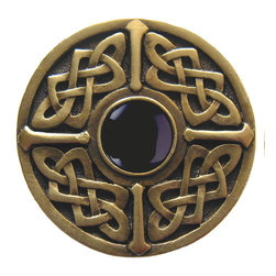 Inviting Home Inc. - Celtic Knob, Antique-Style Brass With Onyx - Cabinet And Drawer Knobs