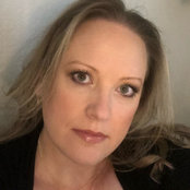 Lori Tenerelli's photo