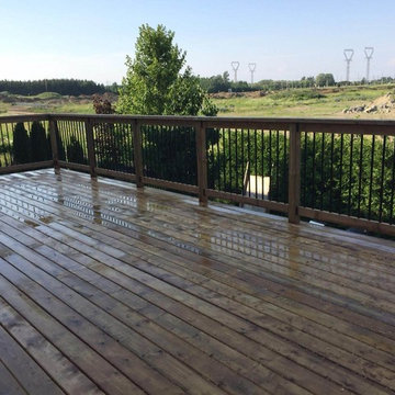 Second Story Deck in Stittsville, Ontario by FeDeck.com