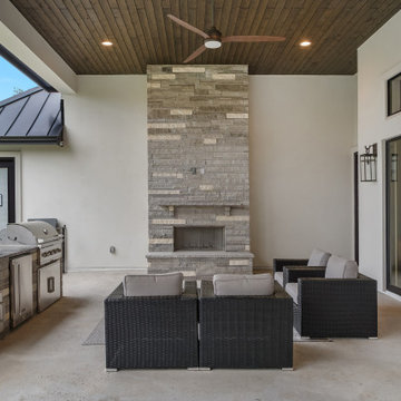 Vintage Oaks Model Home