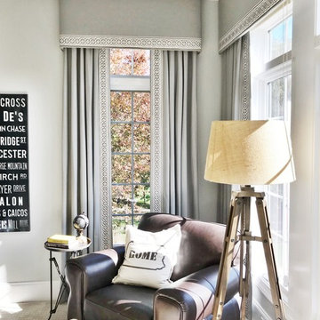 Family room and kitchen cornices