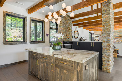 Inspiration for a rustic home design remodel in San Francisco