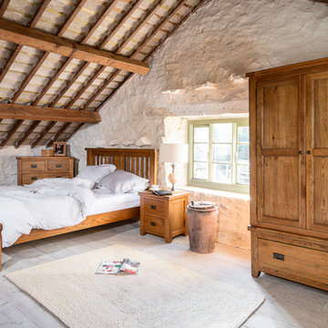 Natural Rustic Oak Bedroom