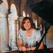 Pamela Rowland's photo
