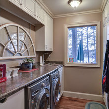 Under cabinet washer and dryer