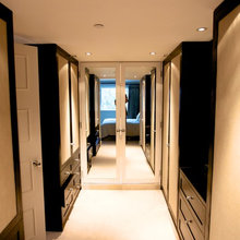 Walk-in-Wardrobe