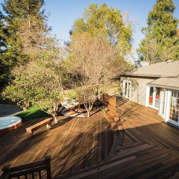 Curved Redwood Deck with Hot Tub