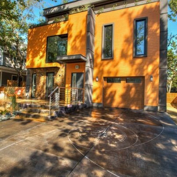 2 Russell Rd.- Front Exterior