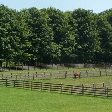 Aeolian WindRiver Horse Fence