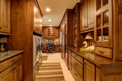 Kitchen - kitchen idea in Denver