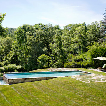 My Houzz: Classic Garden Style for a 1745 Connecticut Farmhouse