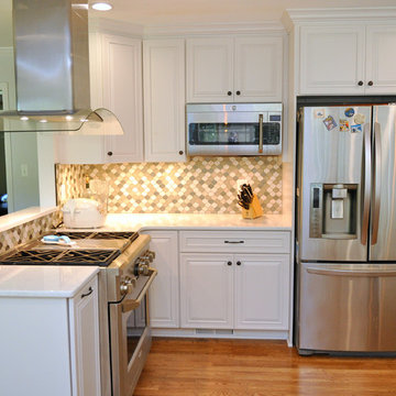 Classic Traditional White Kitchen / Rockville, MD