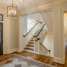 Hallway/Staircase/Foyer