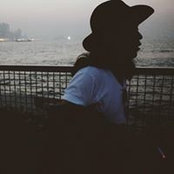 Van Lee's photo