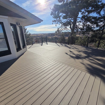 Wraparound Deck
