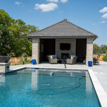 Outdoor Kitchen