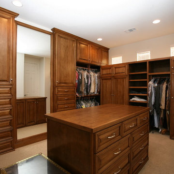 Custom Wood Closets